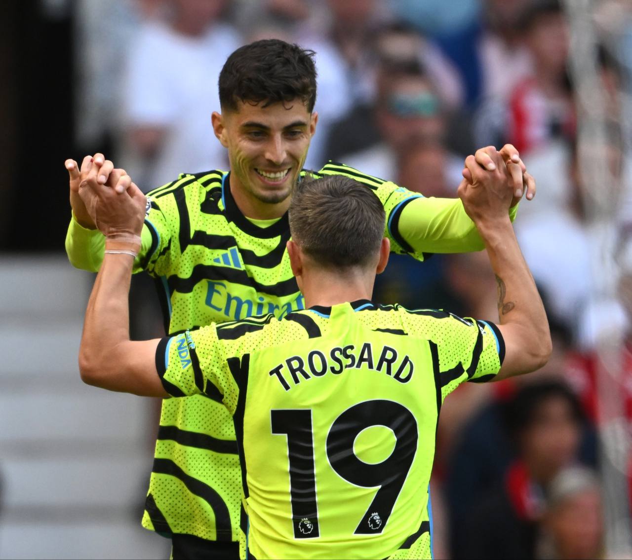 “Arsenal” liderdir! “Man Yunayted”in müdafiəsi kimi tavanı var! Sel suya qərq oldu!