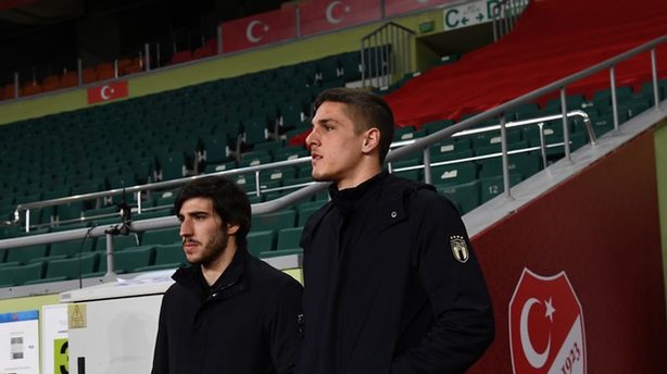 Polis izahat aldı, millidən qovuldular!