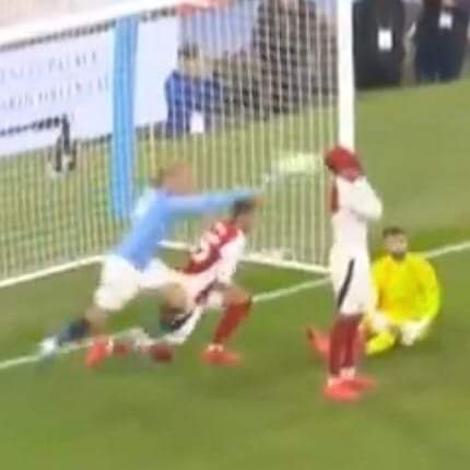 Haland cəzadan qurtuldu