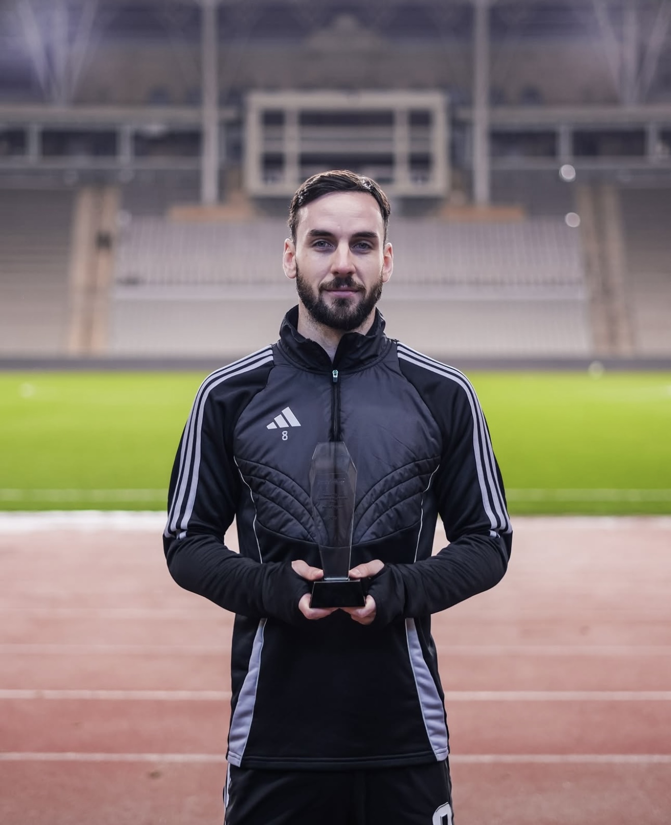 “Boş stadionlarda oynamaq ağırdır” Yankoviç