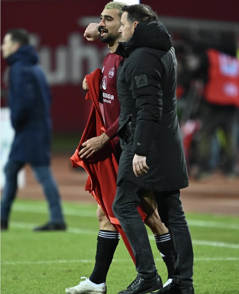 Mahir Klozeni qane etmir