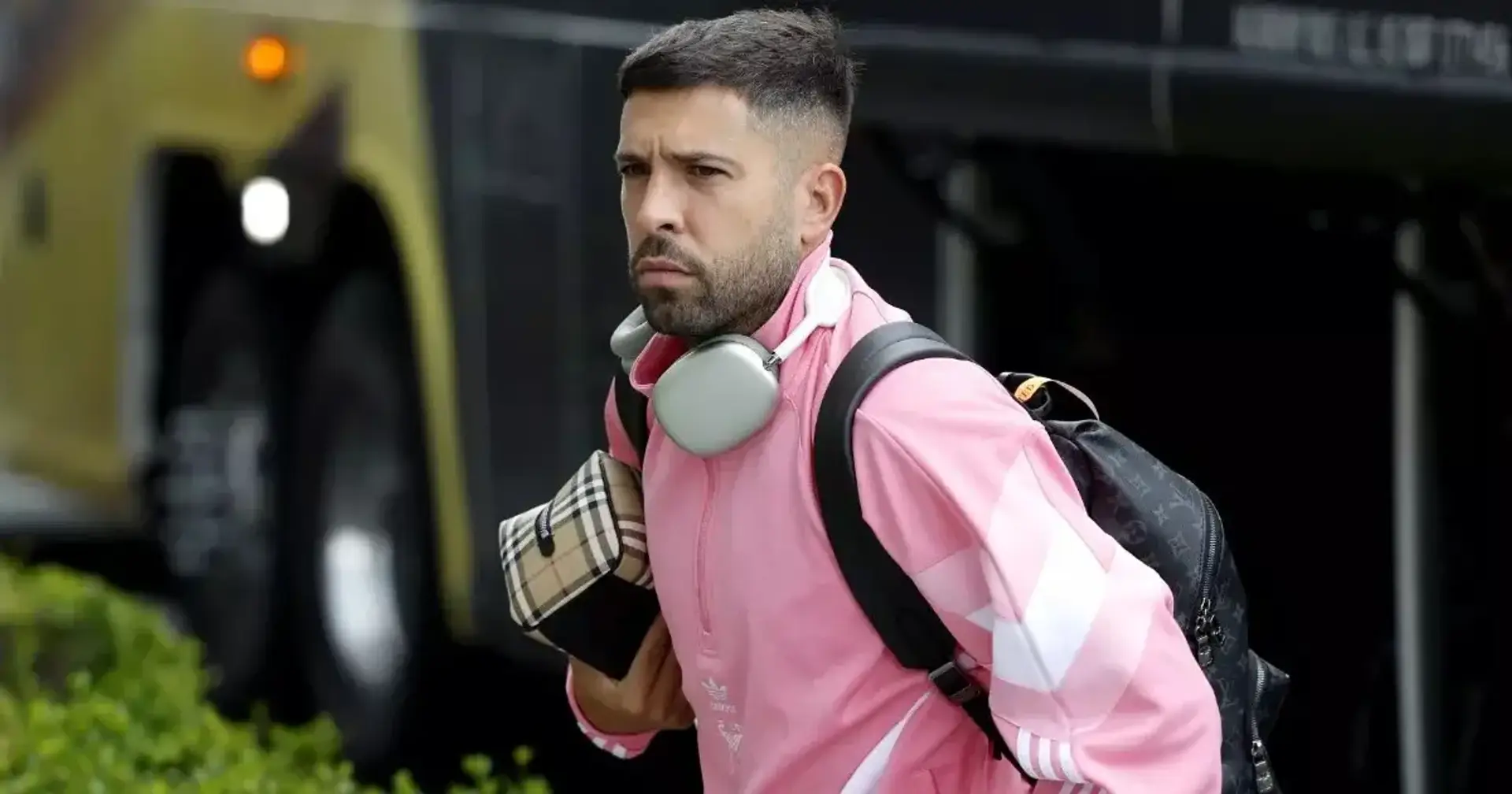 Xordi Alba futbolu buraxdı: “Bədənim deyil, beynim istirahət istədi”