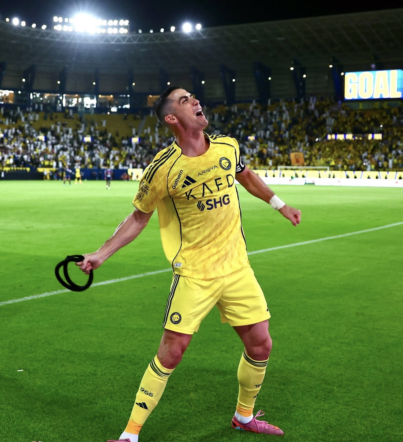 Ronaldo bu gün də 2 qol vurdu - 1000-ə yaxınlaşdı