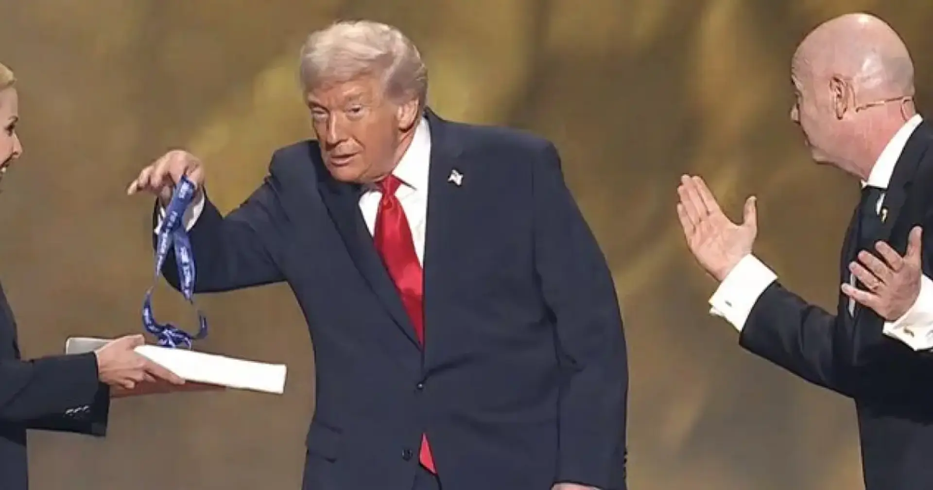 Donald Tramp FIFA Sülh Mükafatının ilk qalibi seçildi