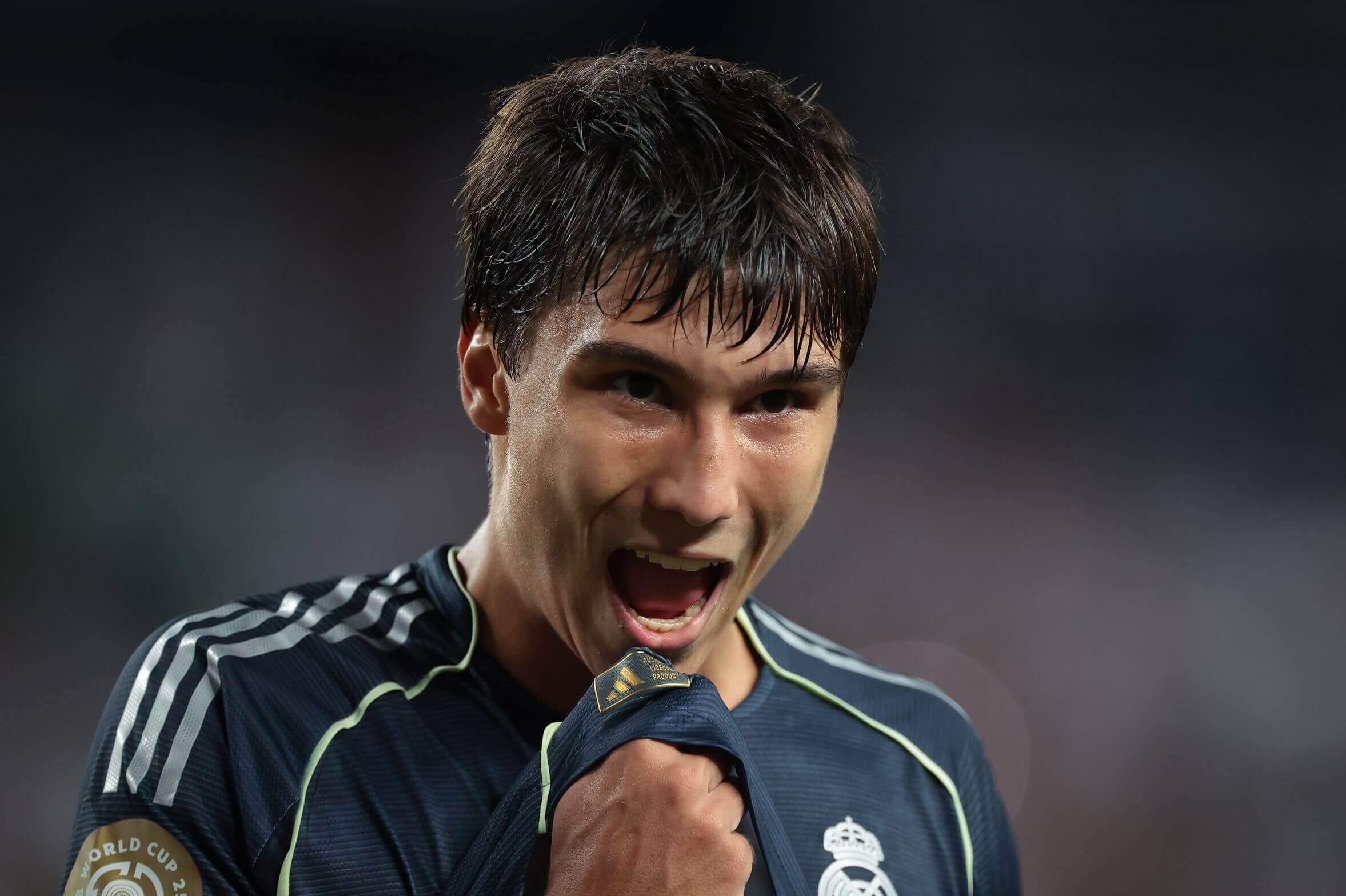 Bundesliqa klubu "Real"ın hücumçusunu istədi