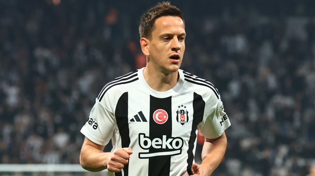 "Beşiktaş" futbolçusunu İngiltərəyə göndərir