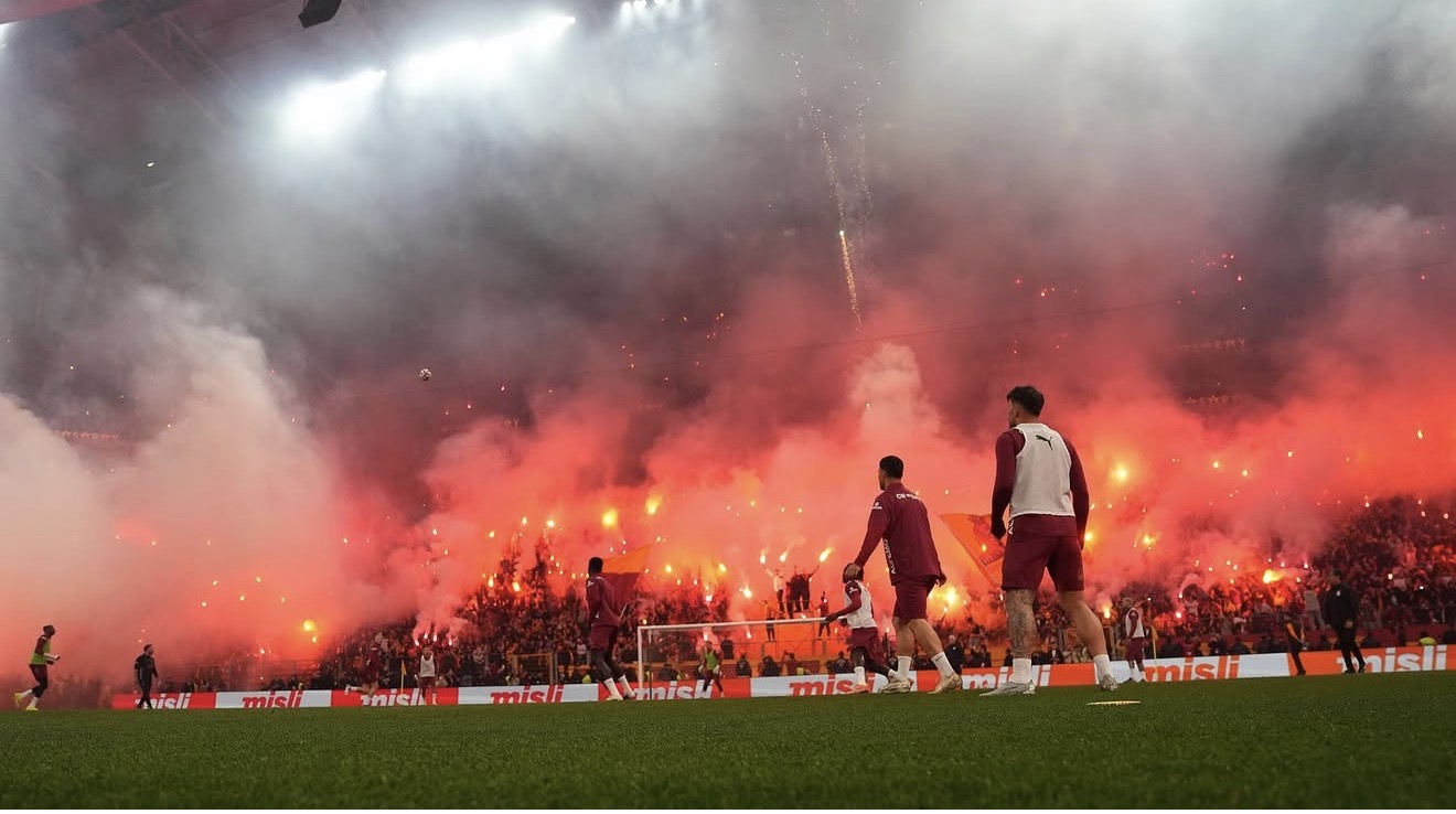 “Qalatasaray”ın məşqini 30 mindən çox azarkeş izlədi