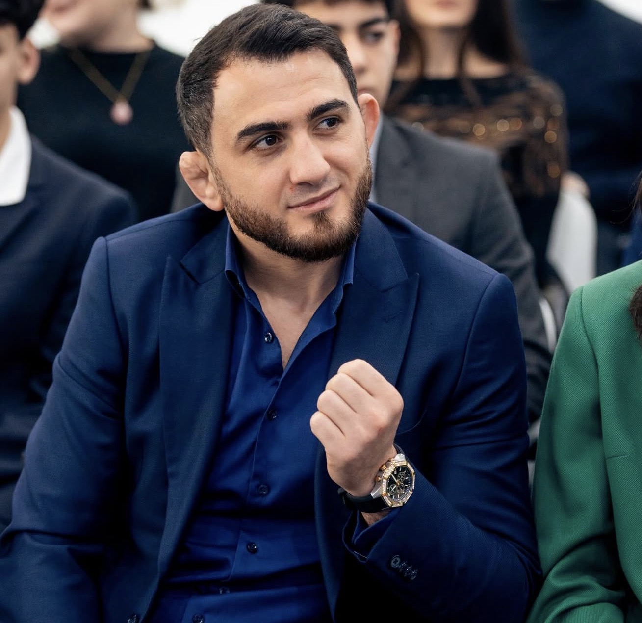 Hacı Əliyev peşəkar güləş liqasında döyüşəcək