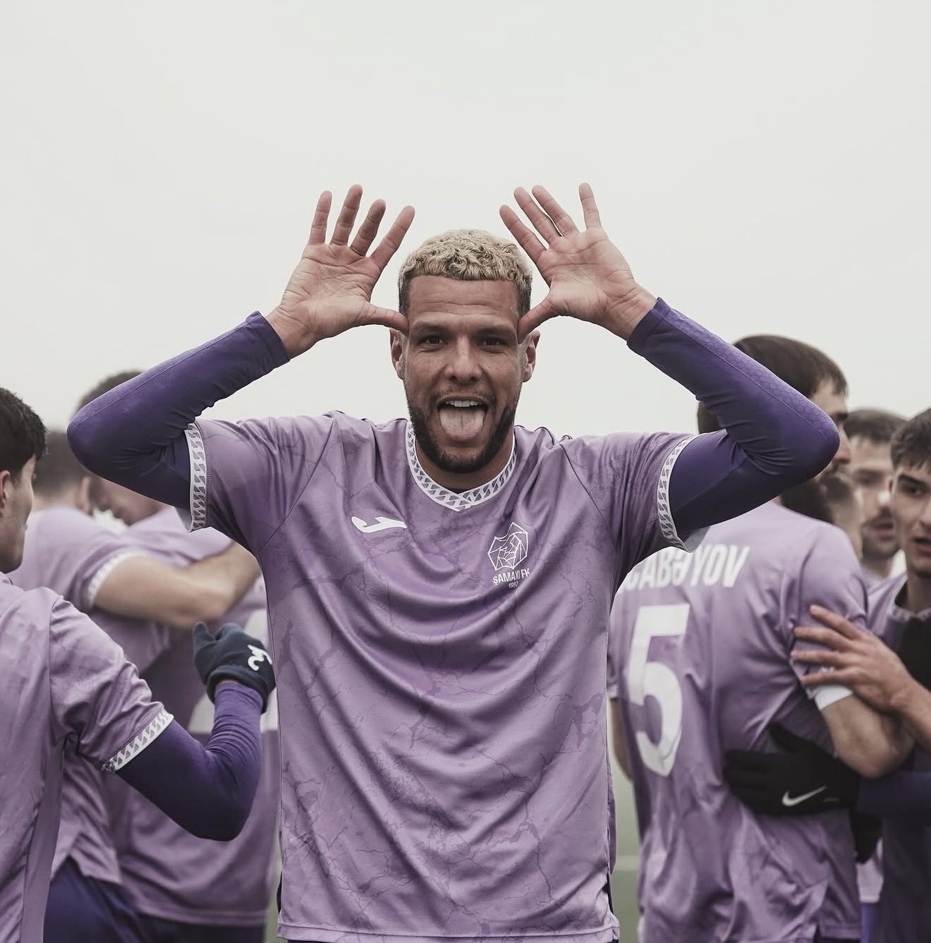 Karim Rossiyə təkliflər gəlir